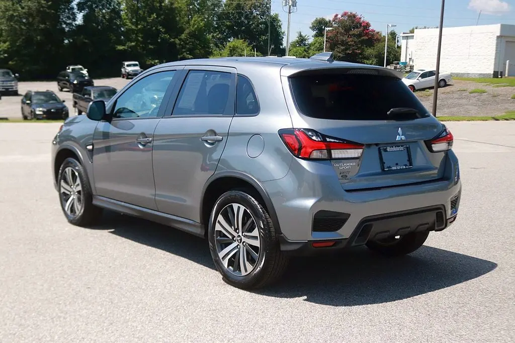 2025 Mitsubishi Outlander - $21,997