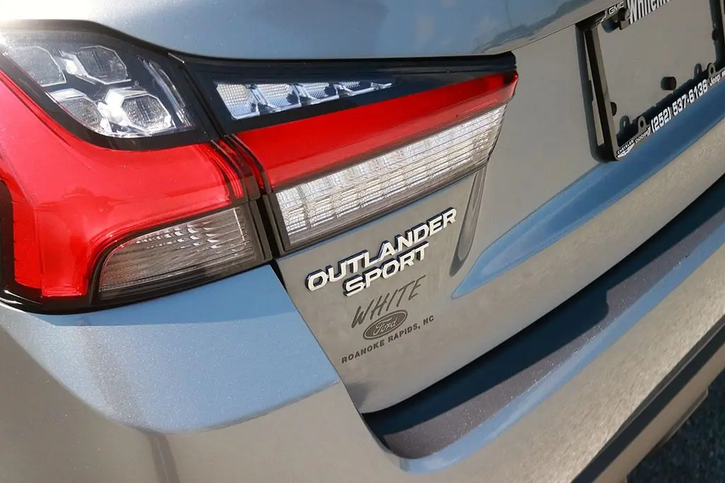 2025 Mitsubishi Outlander - $21,997