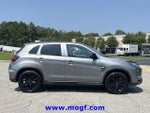 2024 Outlander Sport Thumbnail 25