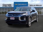 2024 Outlander Sport Thumbnail 3