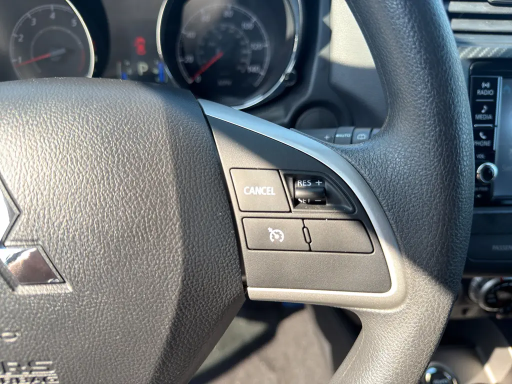 2025 Mitsubishi Outlander - $21,995