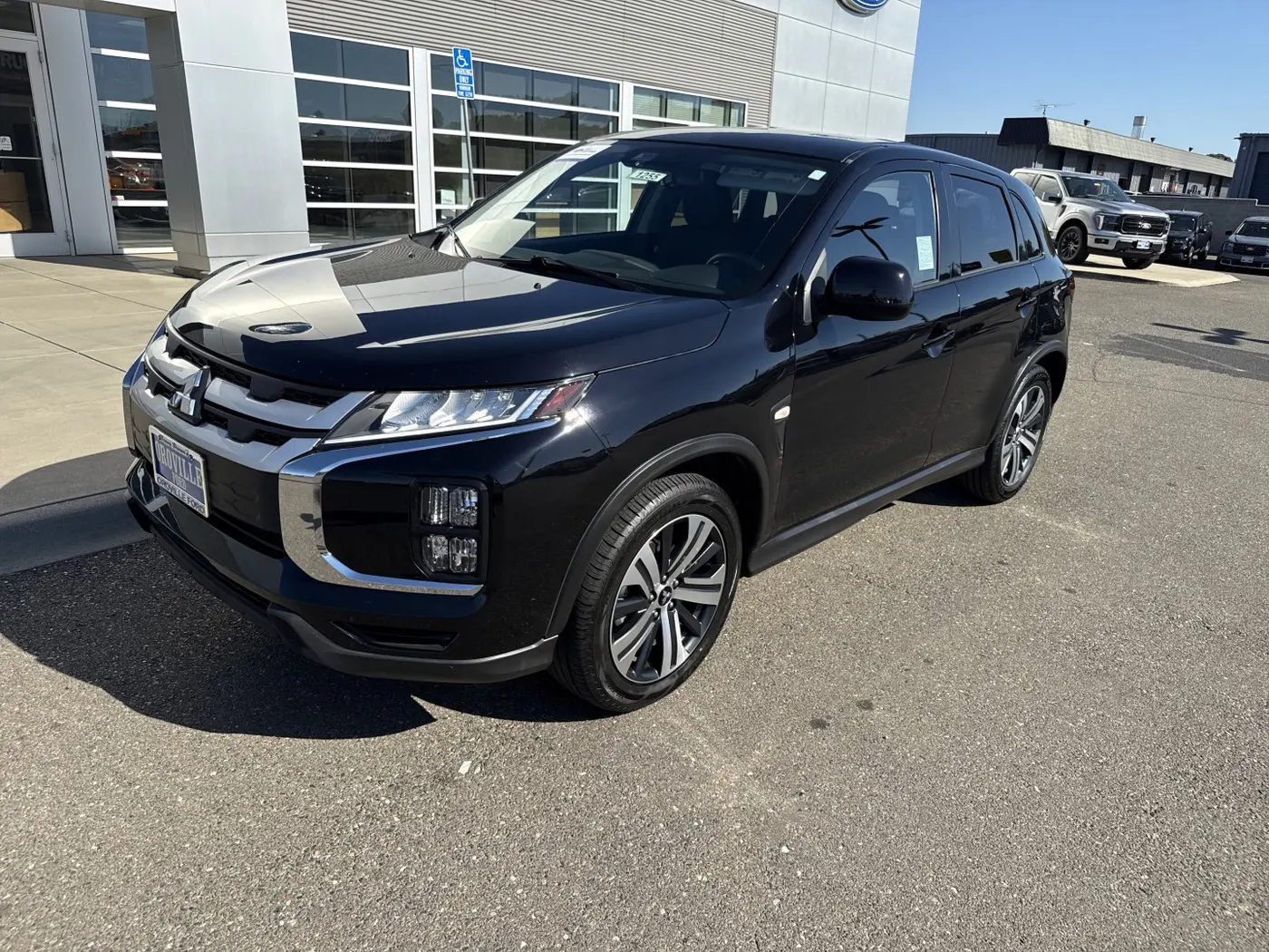 2025 Mitsubishi Outlander - $19,995
