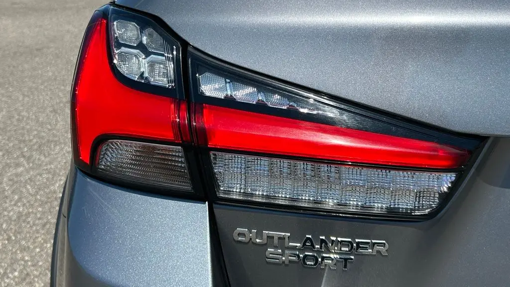 2021 Mitsubishi Outlander Sport SE