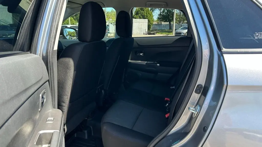 2021 Mitsubishi Outlander Sport SE