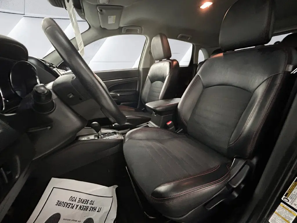 2024 Mitsubishi Outlander - $16,711