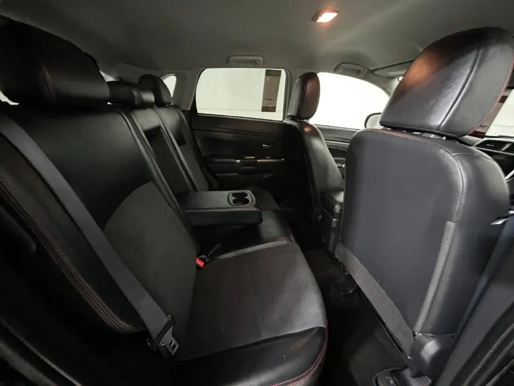 2024 Mitsubishi Outlander - $16,711