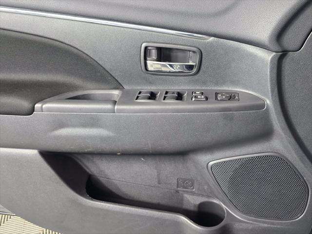 2025 Mitsubishi Outlander - $19,990