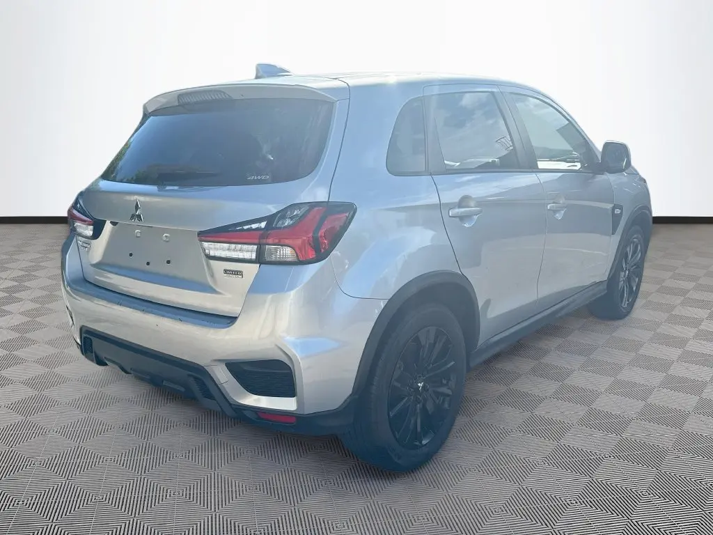 2025 Mitsubishi Outlander - $20,627