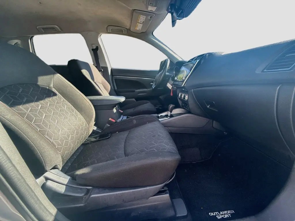 2025 Mitsubishi Outlander - $20,627
