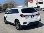 2024 Outlander Sport Thumbnail 3