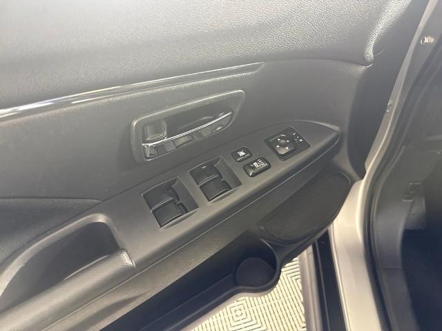 2025 Mitsubishi Outlander - $18,470