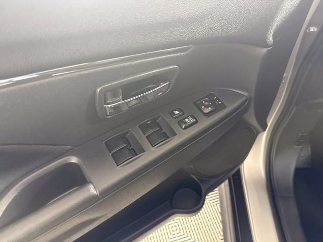 2025 Mitsubishi Outlander - $18,170