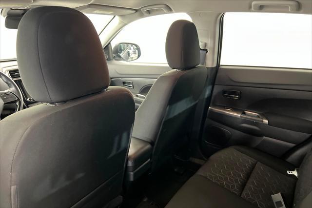 2021 Mitsubishi Outlander - $18,499