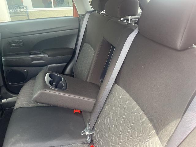 2024 Mitsubishi Outlander - $17,799