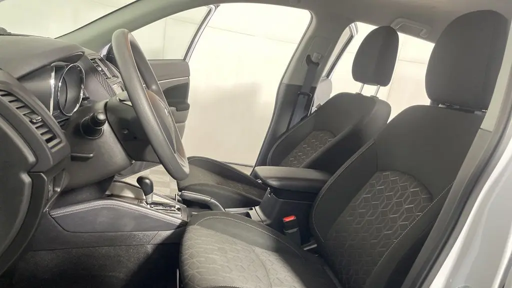 2024 Mitsubishi Outlander Sport S