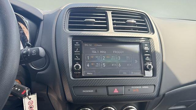 2025 Mitsubishi Outlander Sport S