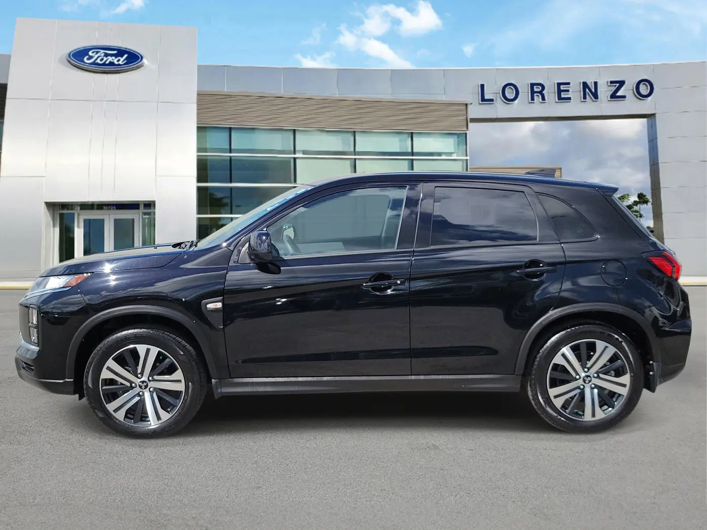 2025 Mitsubishi Outlander - $19,880