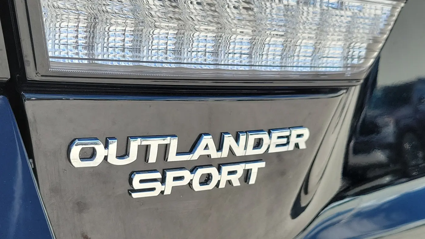 2025 Mitsubishi Outlander Sport S
