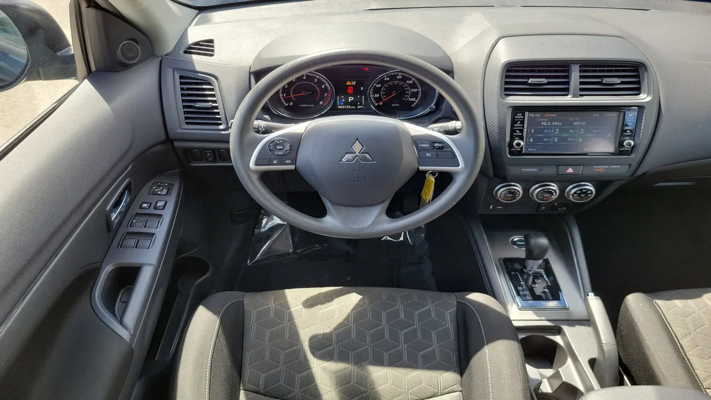 2025 Mitsubishi Outlander Sport S
