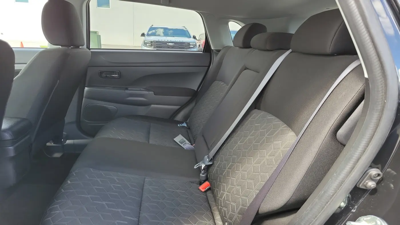 2025 Mitsubishi Outlander Sport S