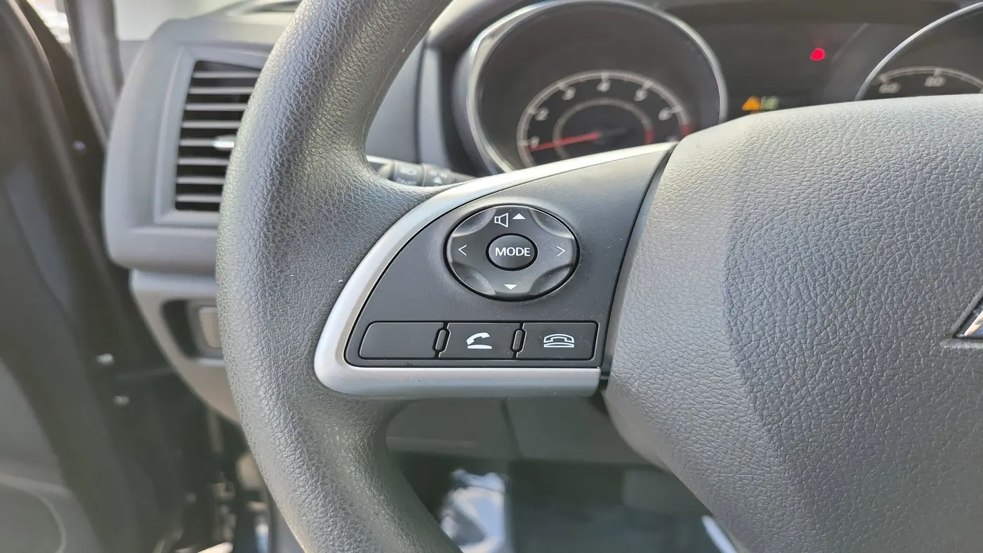 2025 Mitsubishi Outlander Sport S