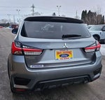 2022 Outlander Sport Thumbnail 5