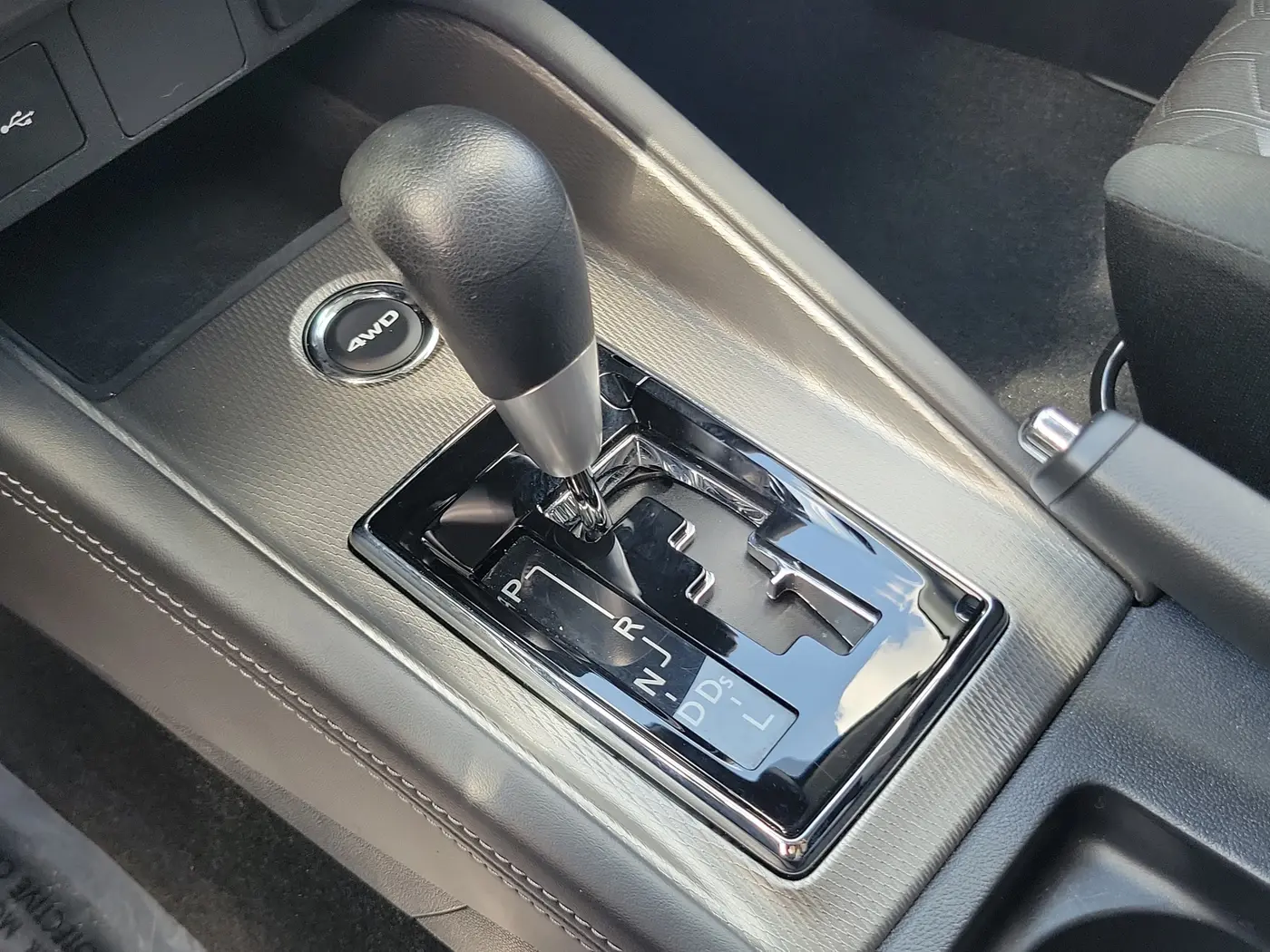 2024 Mitsubishi Outlander - $15,990