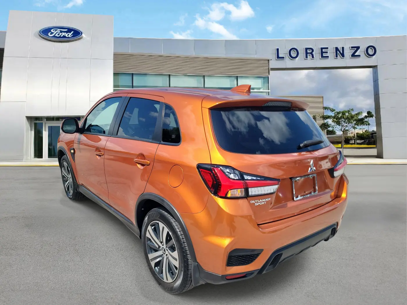 2024 Mitsubishi Outlander - $15,990