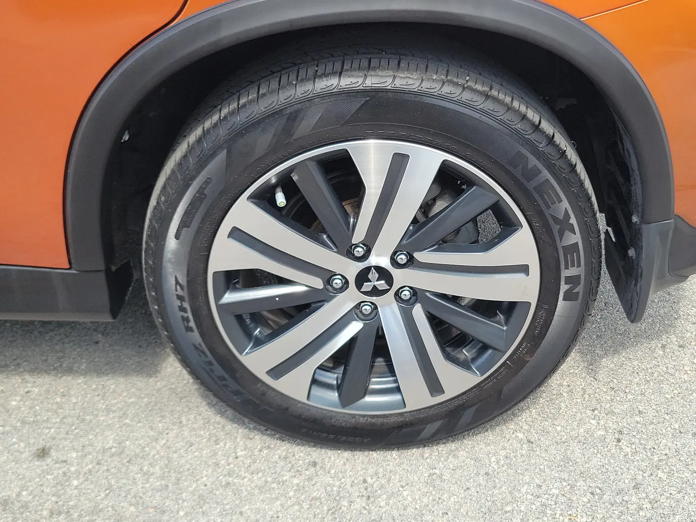 2024 Mitsubishi Outlander - $15,990