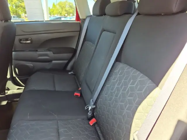 2024 Mitsubishi Outlander - $17,868