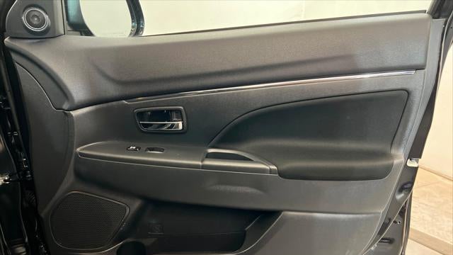 2025 Mitsubishi Outlander Sport S