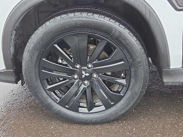 2025 Mitsubishi Outlander - $19,234