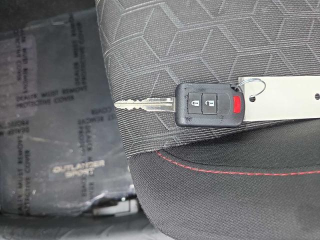 2025 Mitsubishi Outlander - $19,234