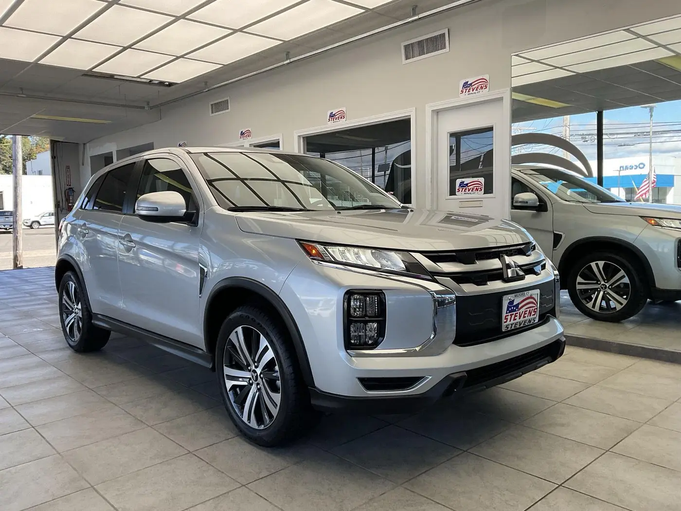 2025 Mitsubishi Outlander - $17,995