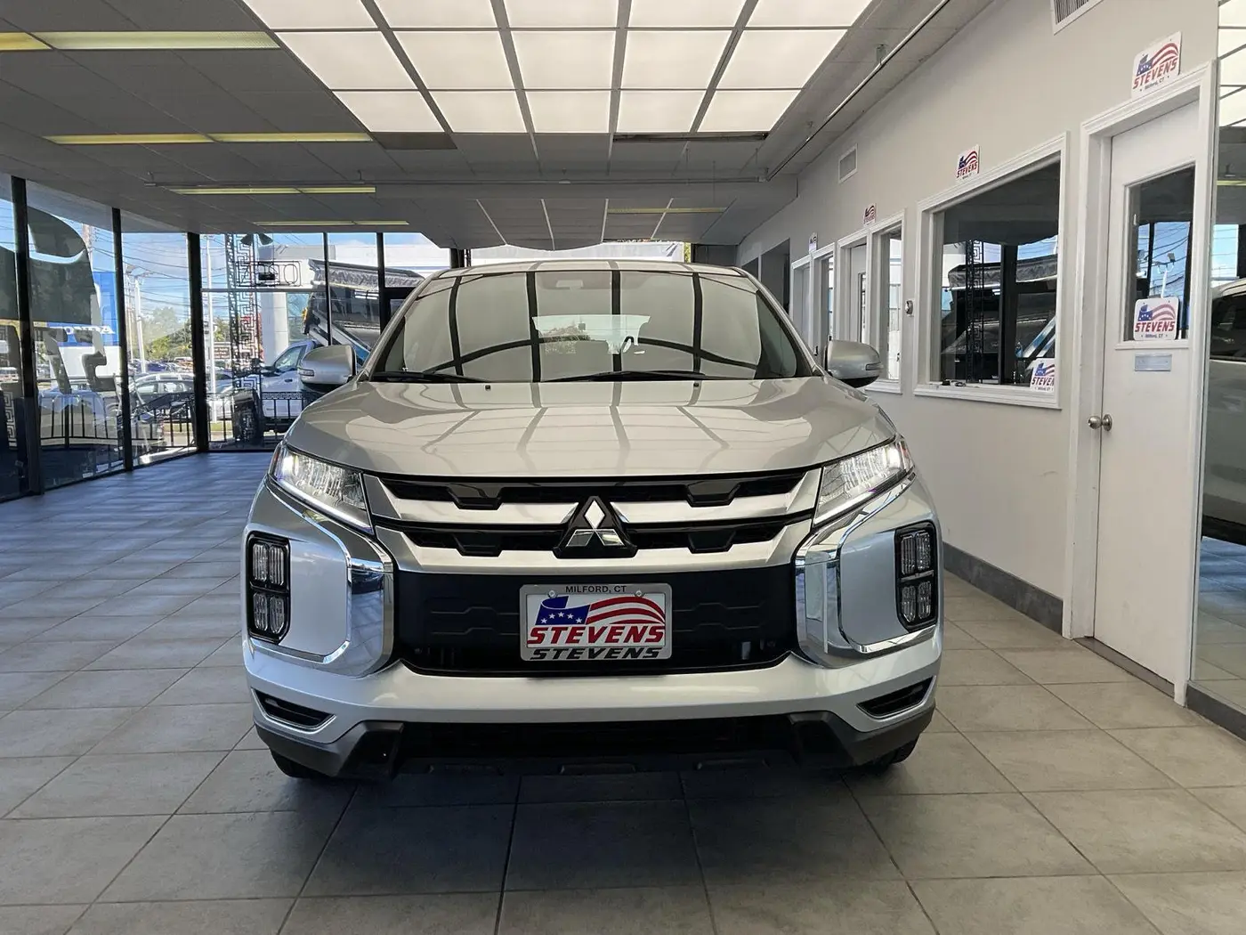 2025 Mitsubishi Outlander - $17,995