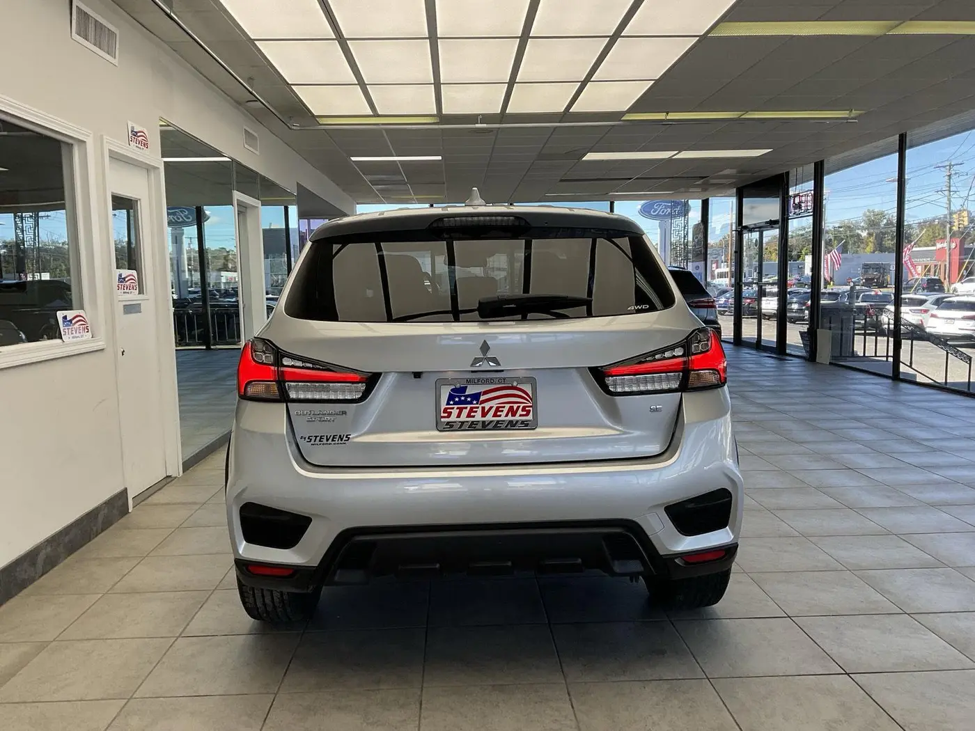 2025 Mitsubishi Outlander - $17,995