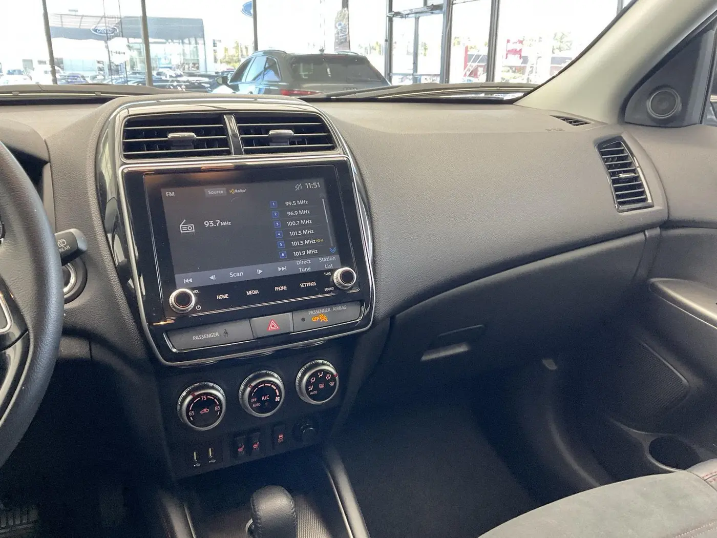 2025 Mitsubishi Outlander - $17,995
