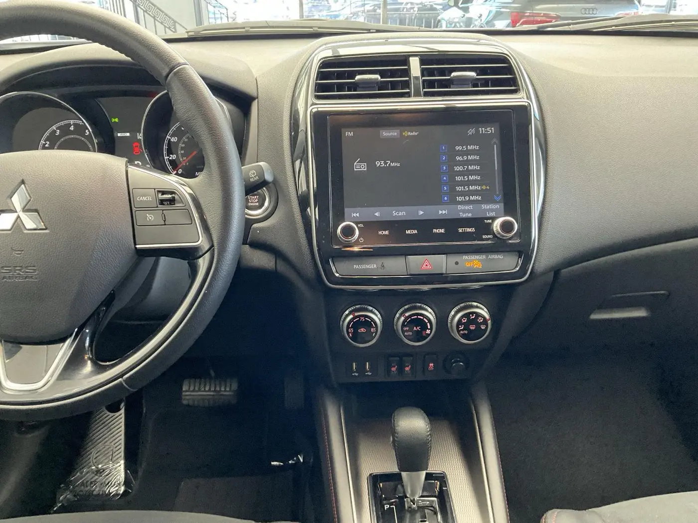 2025 Mitsubishi Outlander - $17,995