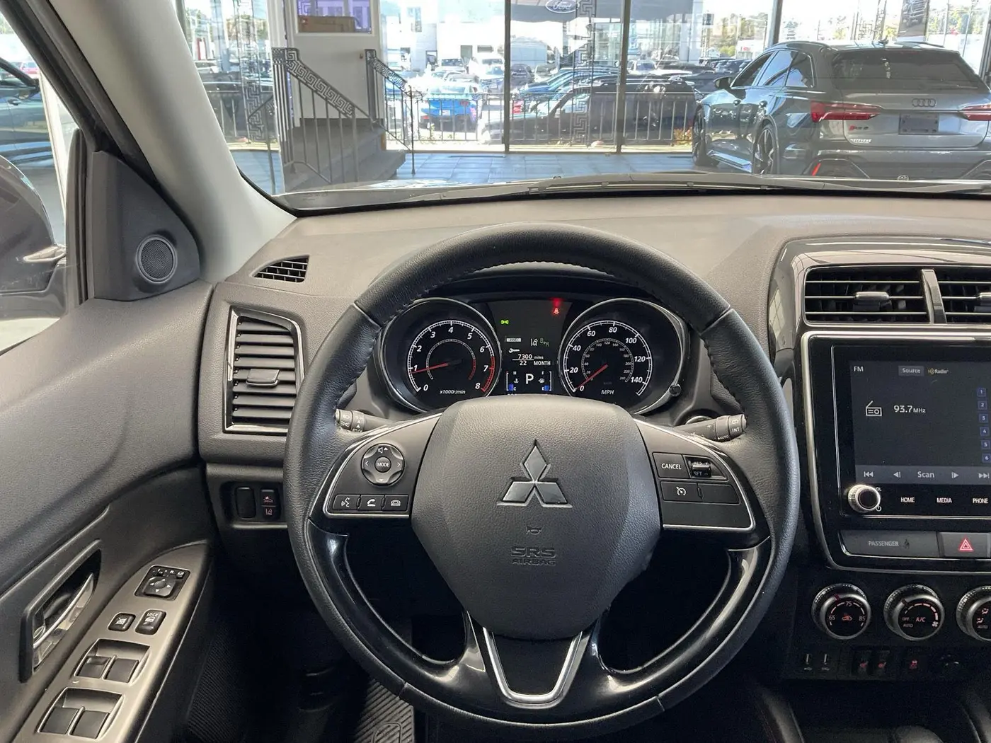 2025 Mitsubishi Outlander - $17,995