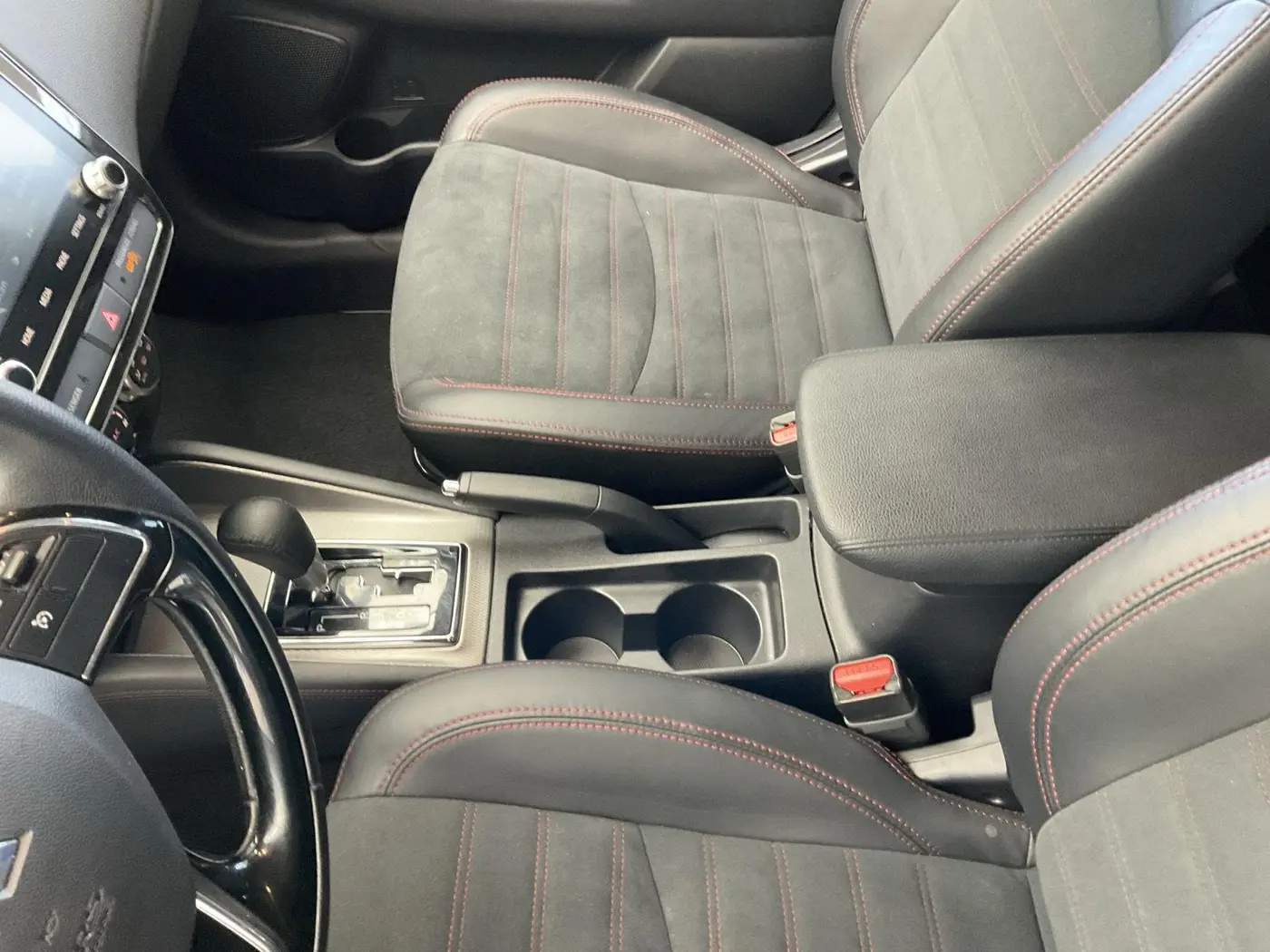 2025 Mitsubishi Outlander - $17,995