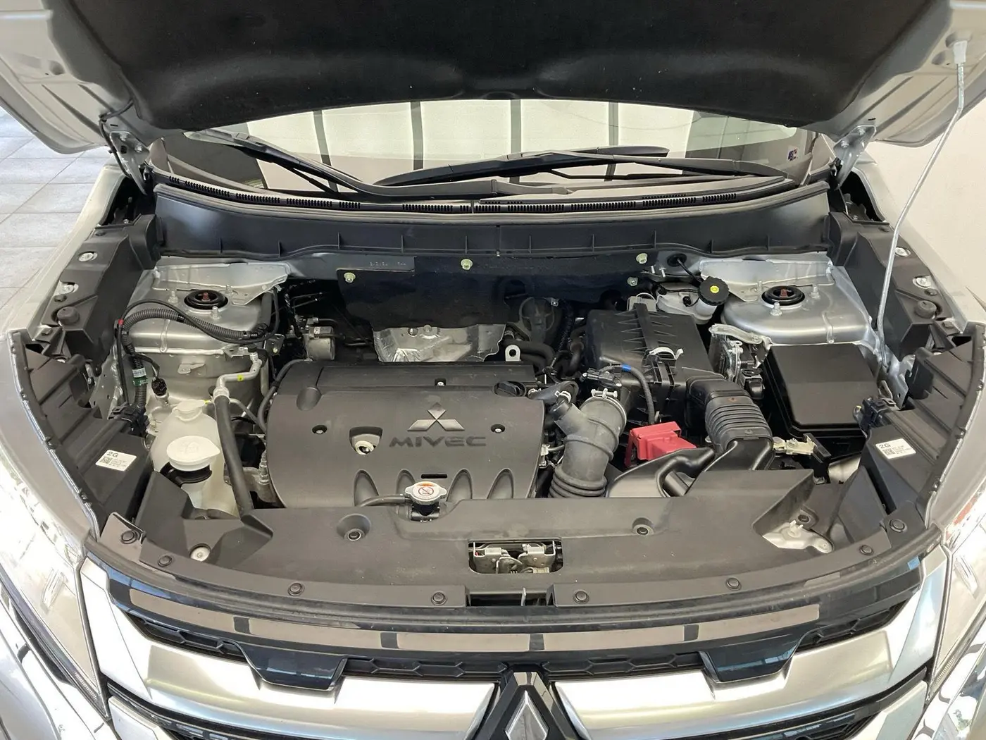 2025 Mitsubishi Outlander - $17,995