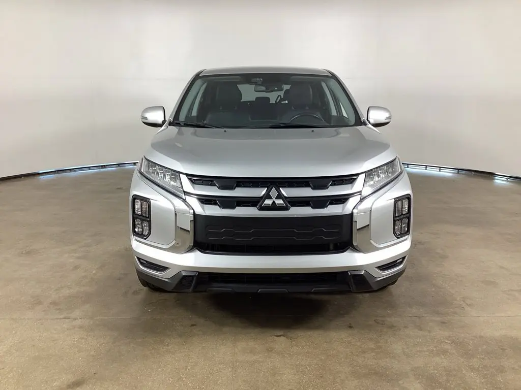2024 Mitsubishi Outlander - $17,564