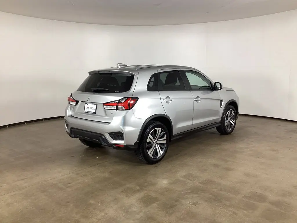 2024 Mitsubishi Outlander - $17,564