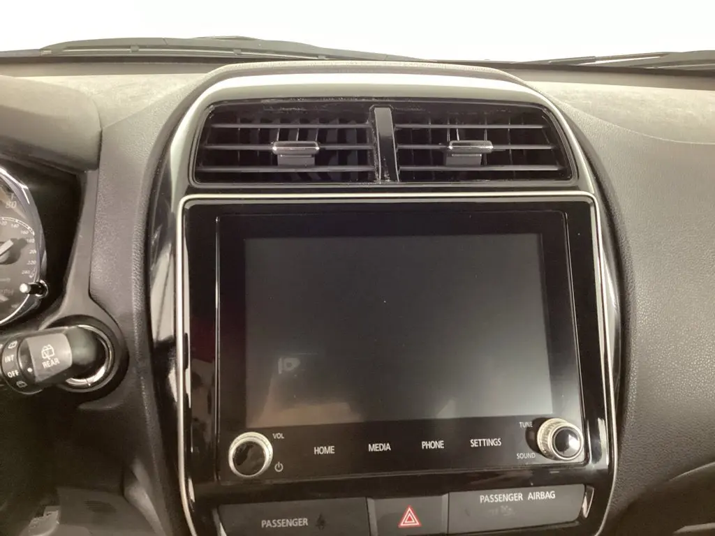 2024 Mitsubishi Outlander - $17,564