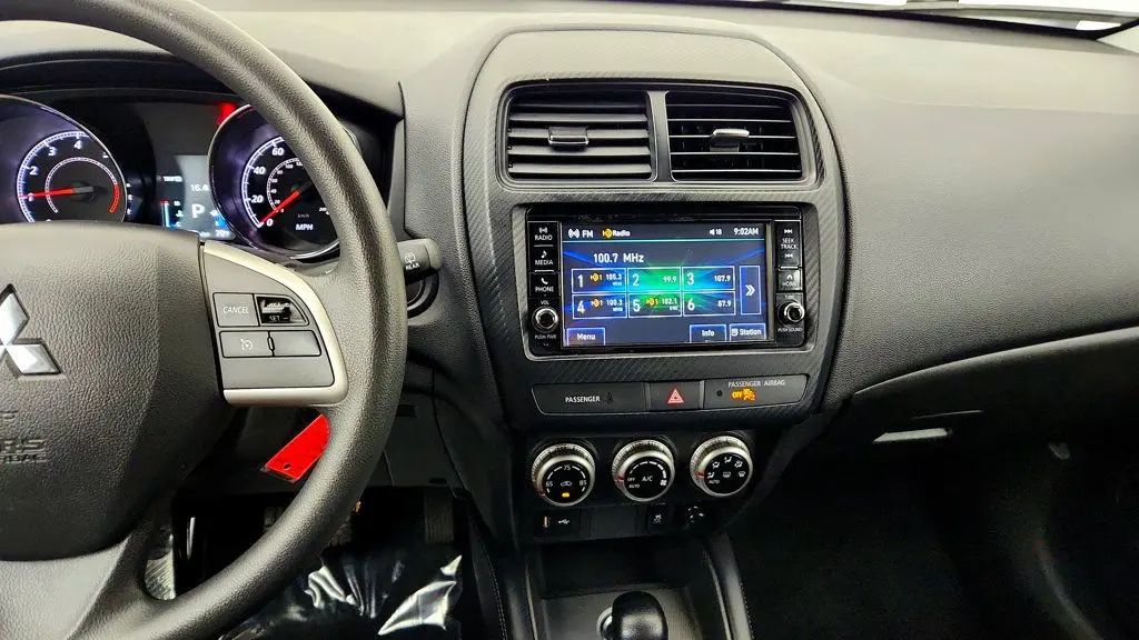 2024 Mitsubishi Outlander - $17,995