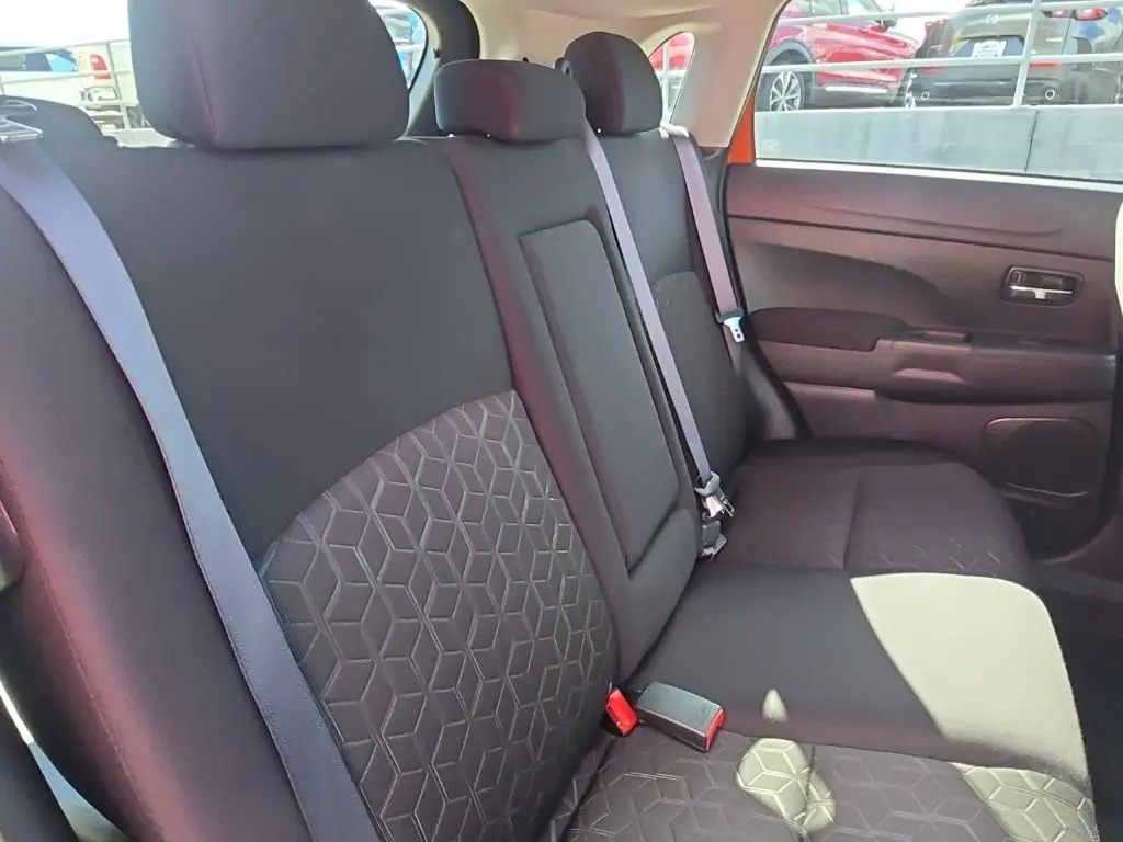 2024 Mitsubishi Outlander - $17,791