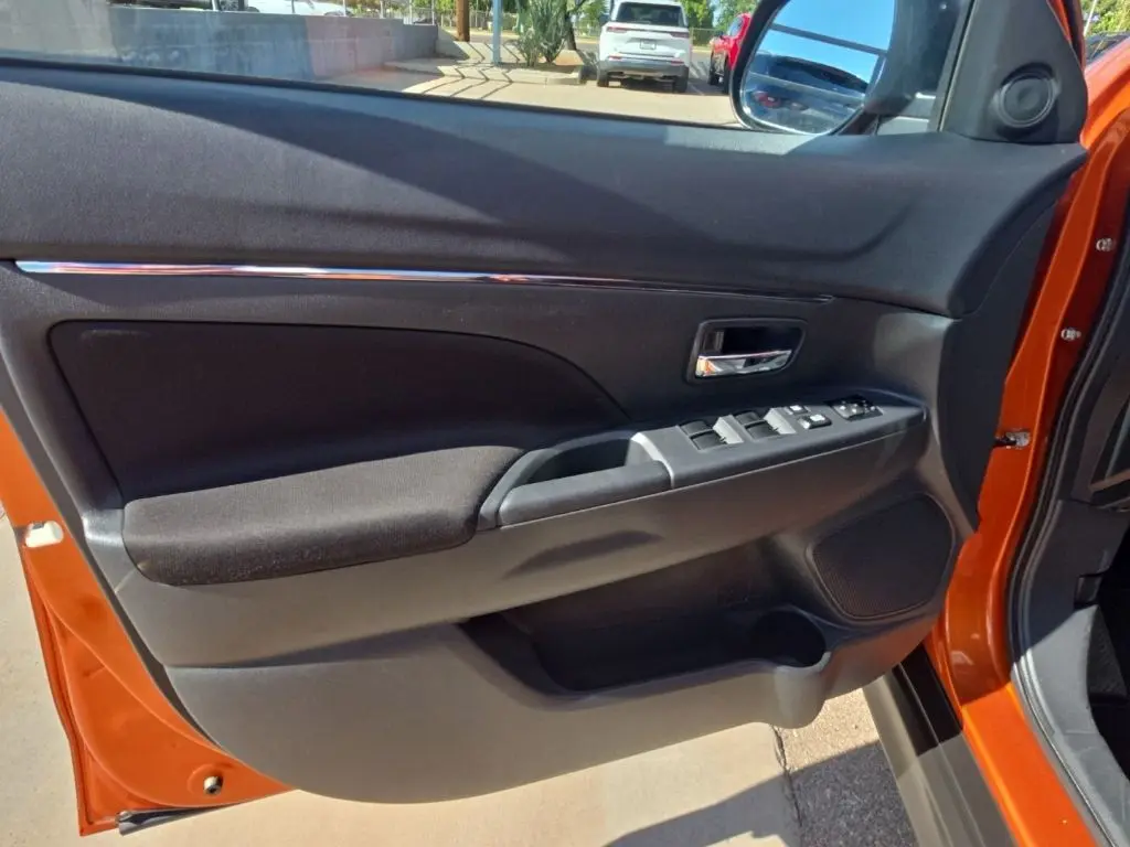 2024 Mitsubishi Outlander - $17,791