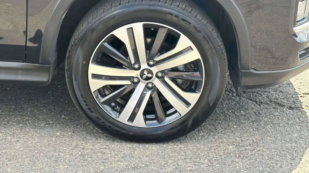 2025 Mitsubishi Outlander Sport S