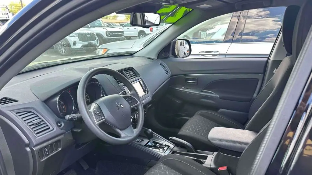 2025 Mitsubishi Outlander Sport S