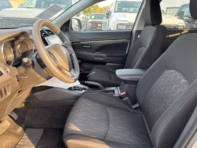 2026 Mitsubishi Outlander - $20,400